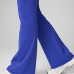 Women's Hugcurve No Front Seam Flare Leggings 31'' Clay Brown